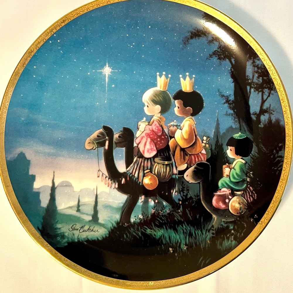 Decorative Plate with Three Kings Design